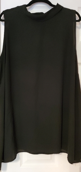 Sleeveless Blouse with Mock Turtleneck - Picture 3 of 4